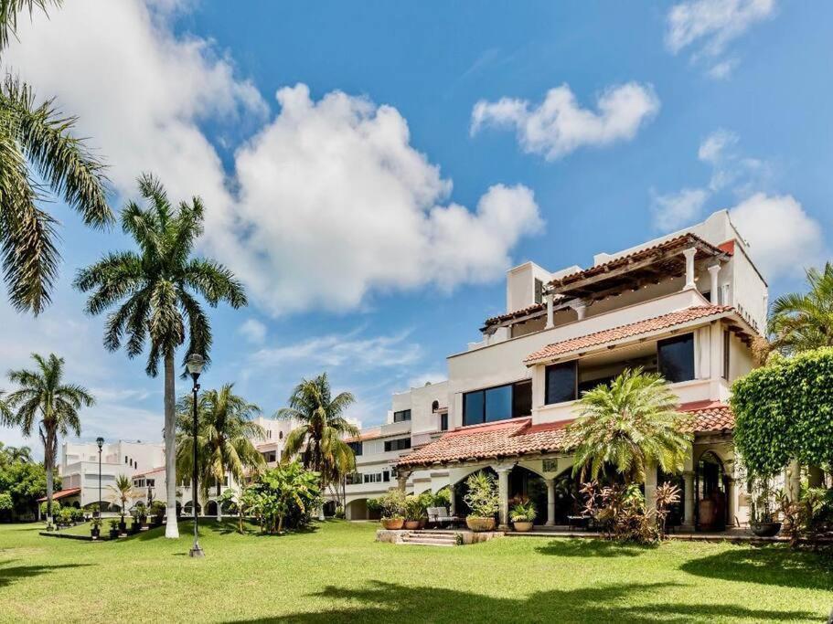 Elegant Lagoon Front Villa By Casa Paraiso Κανκούν Εξωτερικό φωτογραφία