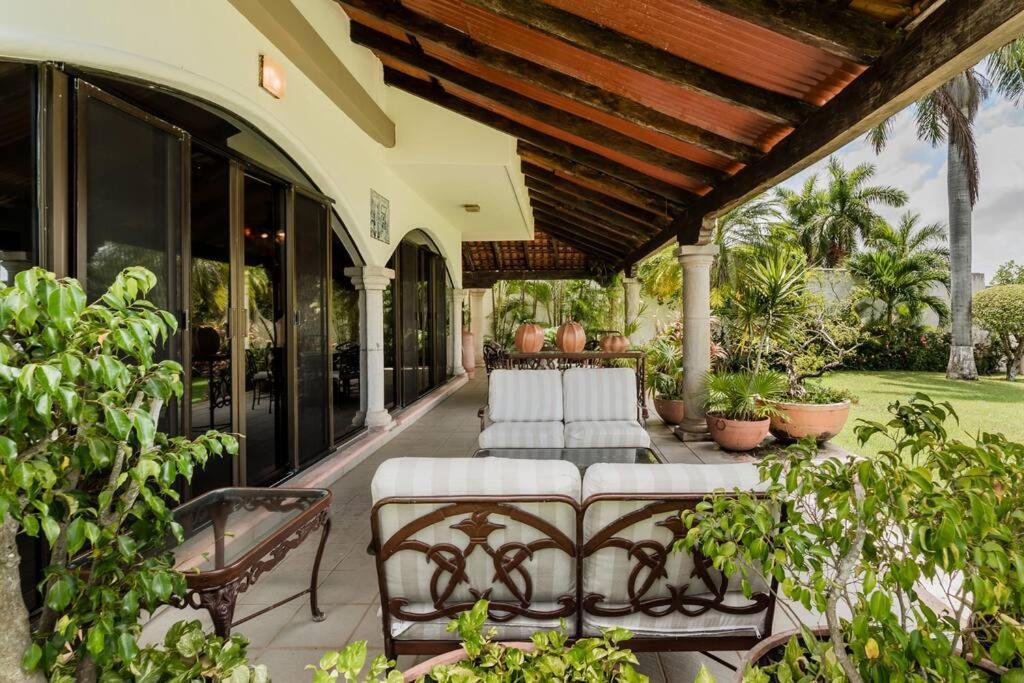 Elegant Lagoon Front Villa By Casa Paraiso Κανκούν Εξωτερικό φωτογραφία